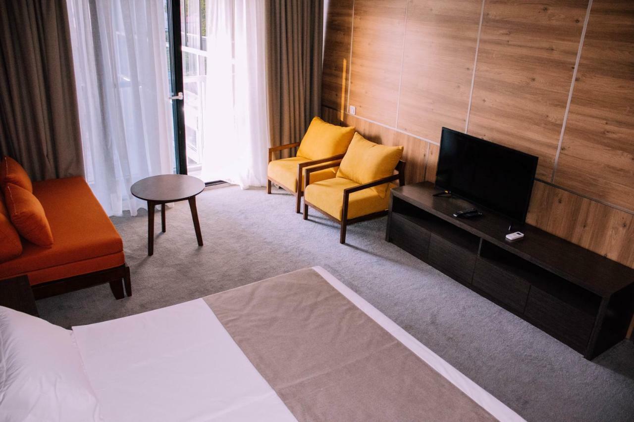 Hotel Nobilis Hall Кобулеті Екстер'єр фото